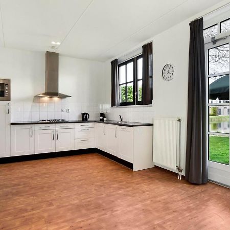 Luxury 4-Person Residence In The Holiday Park Landal Esonstad Anjum Extérieur photo