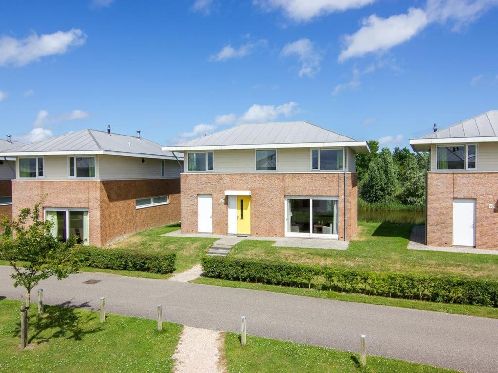 Luxury 4-Person Residence In The Holiday Park Landal Esonstad Anjum Extérieur photo