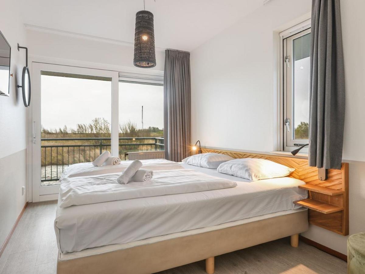 Luxury 4-Person Residence In The Holiday Park Landal Esonstad Anjum Extérieur photo