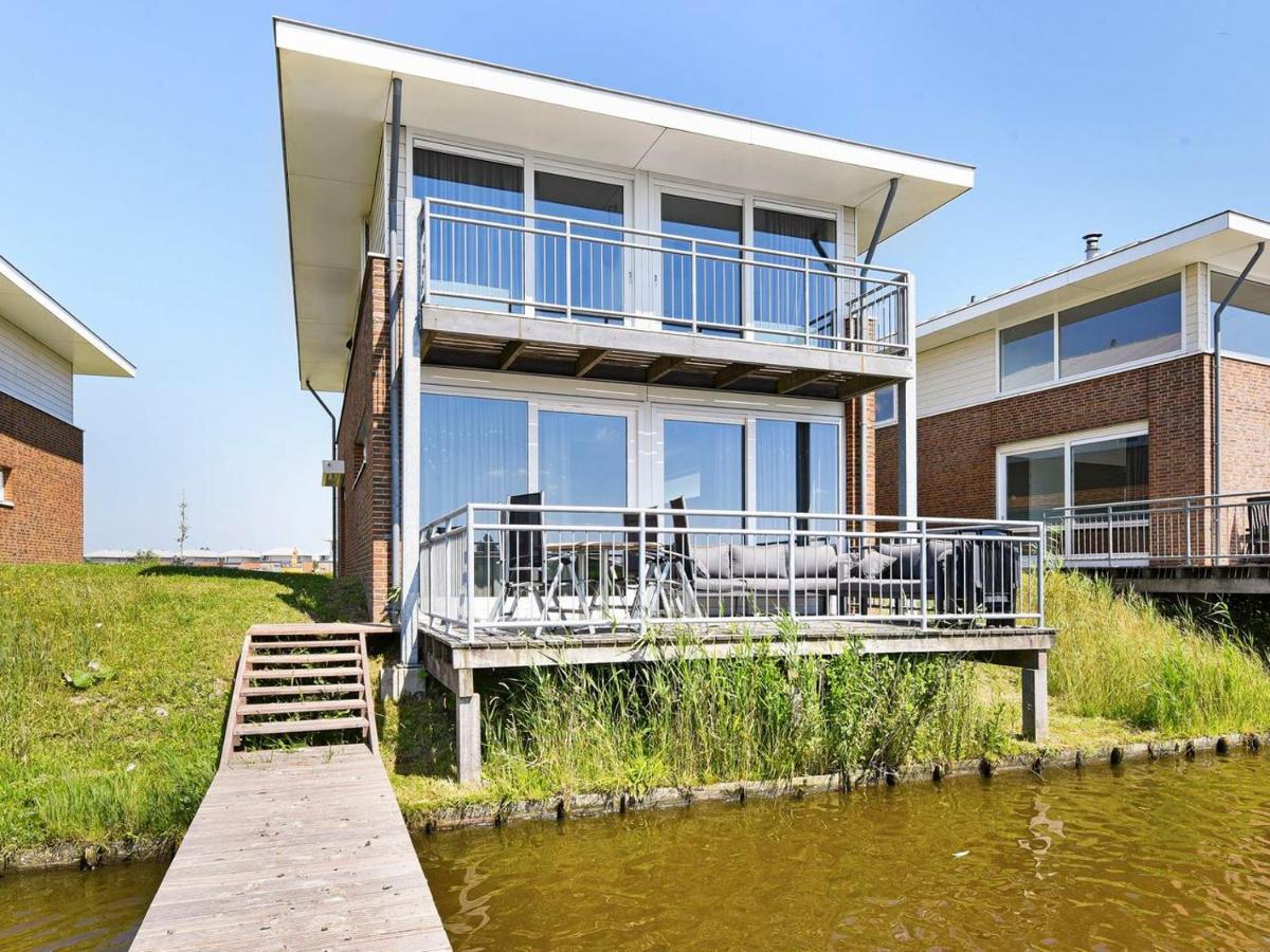 Luxury 4-Person Residence In The Holiday Park Landal Esonstad Anjum Extérieur photo